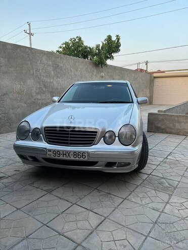 Mercedes E 270 2000, 450,000 km - 2.7 l - Bakı