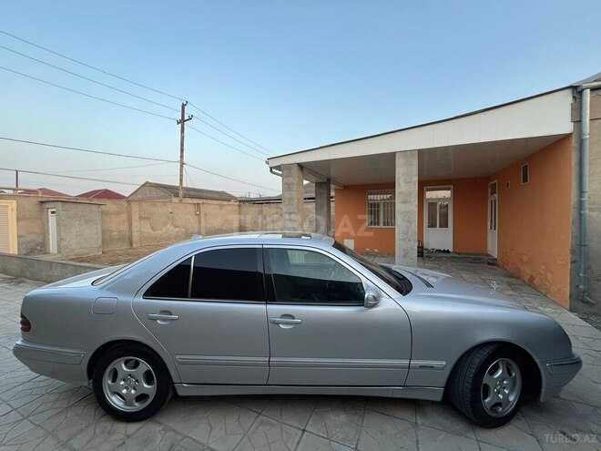 Mercedes E 270 2000, 450,000 km - 2.7 l - Bakı