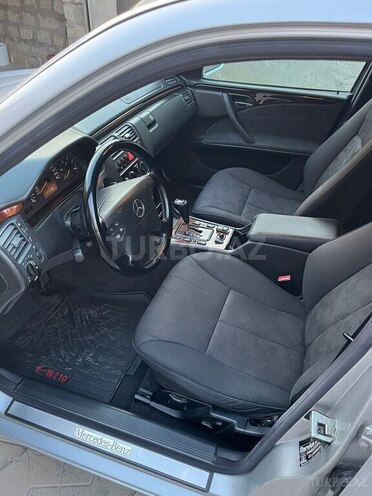Mercedes E 270 2000, 450,000 km - 2.7 l - Bakı