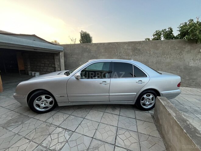 Mercedes E 270 2000, 450,000 km - 2.7 l - Bakı