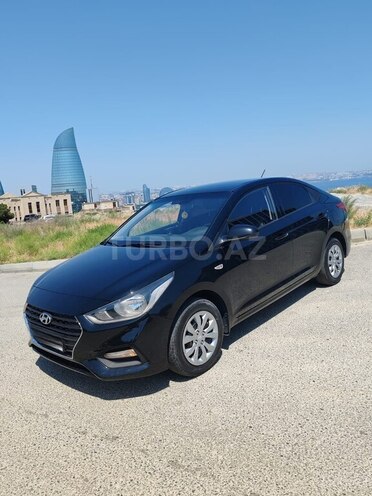 Hyundai Accent 2019, 200,000 km - 1.6 l - Bakı