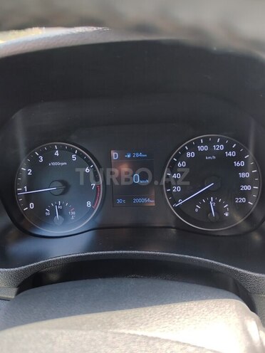 Hyundai Accent 2019, 200,000 km - 1.6 l - Bakı