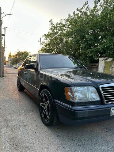 Mercedes E 280 1994, 476,500 km - 2.8 l - Bakı