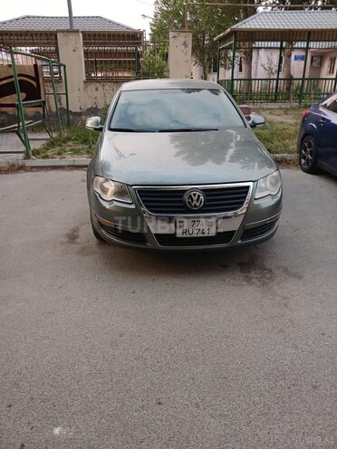 Volkswagen Passat 2005, 345,000 km - 2.0 l - Bakı