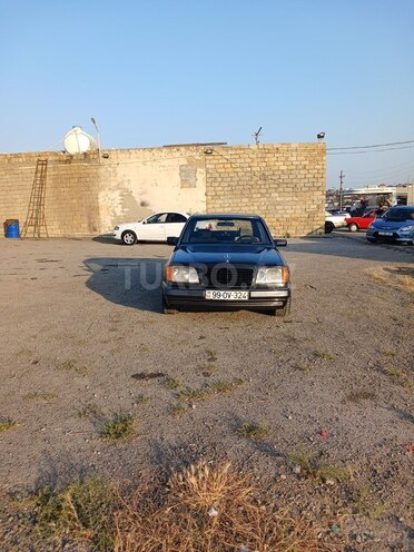Mercedes E 200 1993, 355,000 km - 2.0 l - Bakı