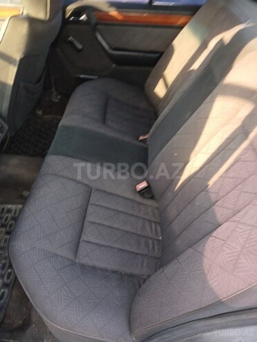 Mercedes E 200 1993, 355,000 km - 2.0 l - Bakı