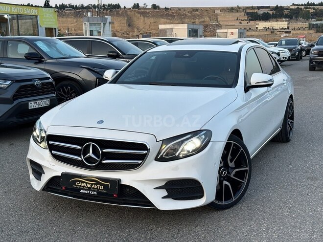 Mercedes E 300-2