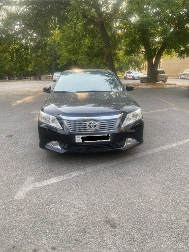 Toyota Camry-1