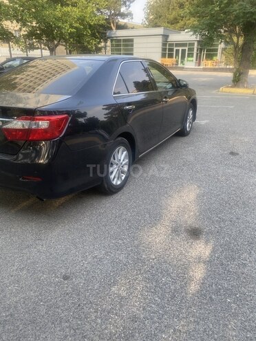 Toyota Camry-4