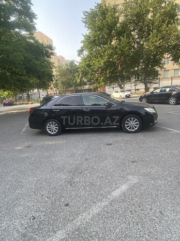 Toyota Camry-3