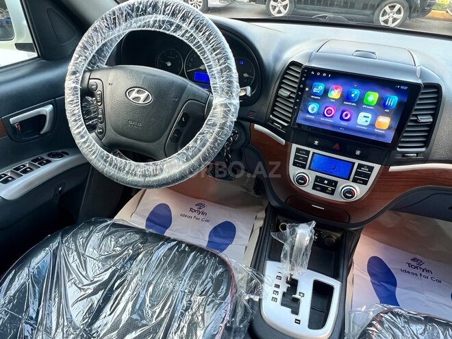 Hyundai Santa Fe-10