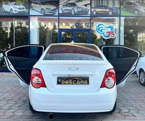 Chevrolet Aveo-14