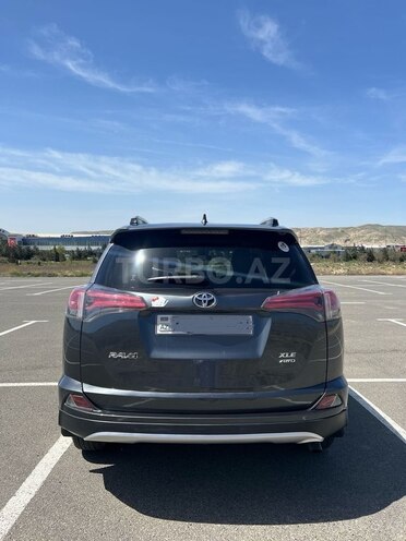Toyota RAV4 2017, 175,130 km - 2.5 l - Bakı