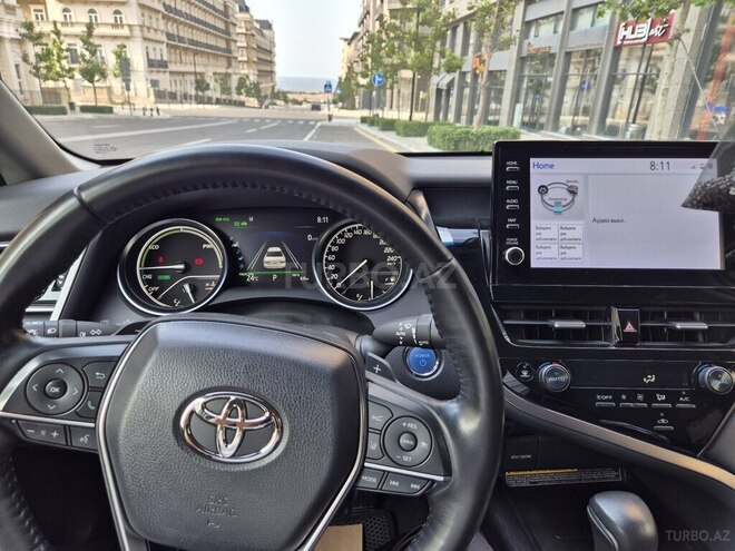 Toyota Camry-12