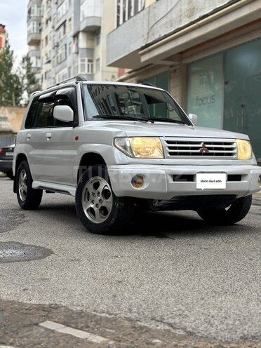 Mitsubishi Pajero io 1999, 250,000 km - 1.8 л - Bakı