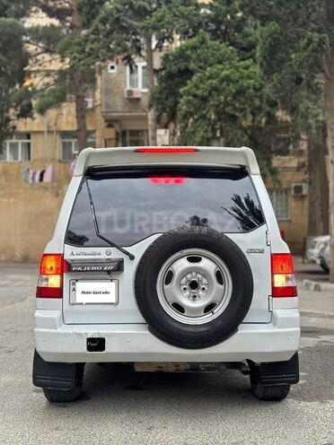 Mitsubishi Pajero io 1999, 250,000 km - 1.8 л - Bakı
