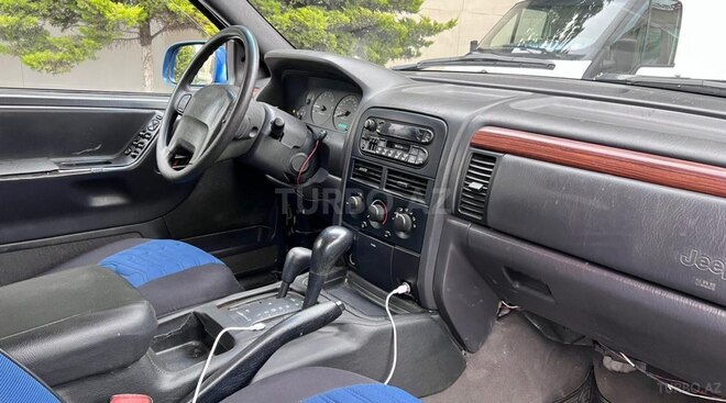 Jeep Grand Cherokee 2004, 200,000 km - 4.0 l - Masallı