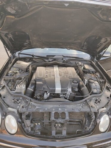 Mercedes E 240 2002, 290,000 km - 2.6 l - Bakı
