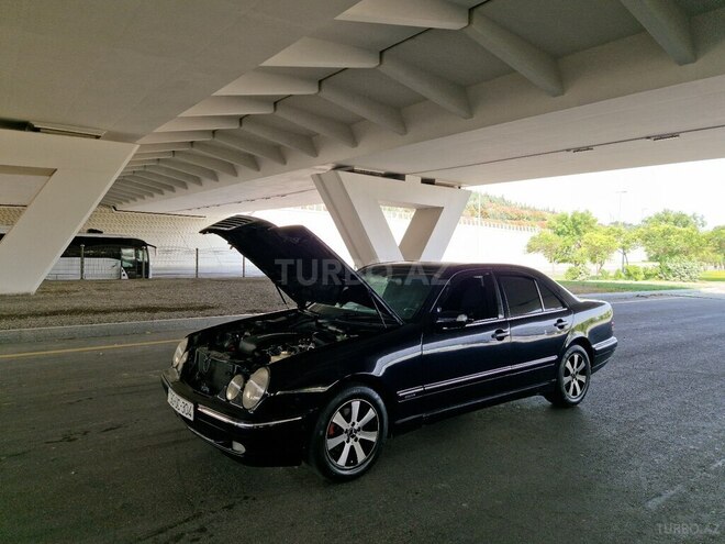 Mercedes E 220 d 2000, 385,000 km - 2.2 l - Bakı
