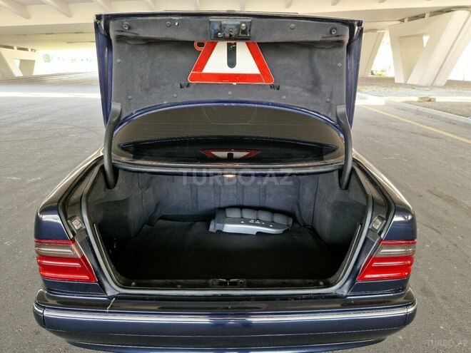 Mercedes E 220 d 2000, 385,000 km - 2.2 l - Bakı