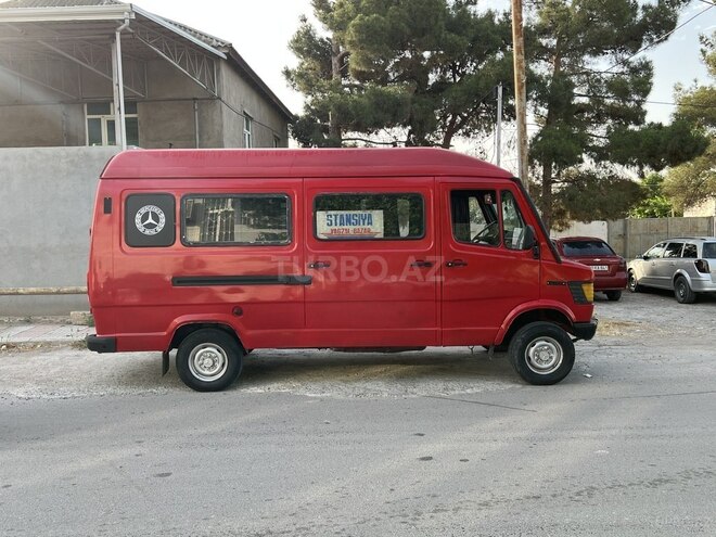 Mercedes 208 D 1993, 278,500 km - 2.3 л - Salyan