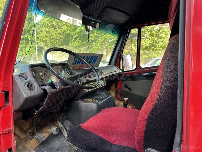 Mercedes 208 D 1993, 278,500 km - 2.3 л - Salyan