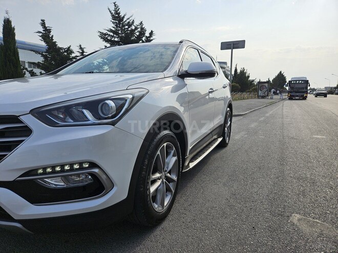 Hyundai Santa Fe-4