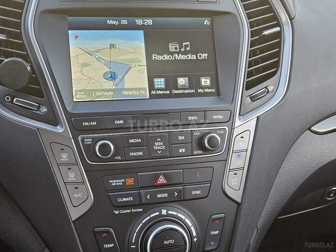 Hyundai Santa Fe-10