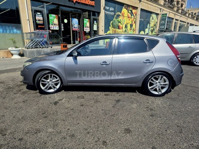 Hyundai i30 2011, 166,000 km - 1.6 л - Bakı