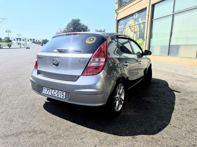 Hyundai i30 2011, 166,000 km - 1.6 л - Bakı