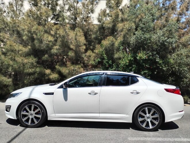 Kia K5-8