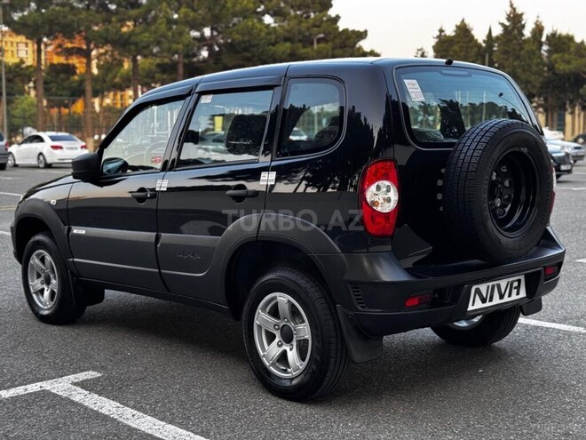 Chevrolet Niva 2021, 11,600 km - 1.7 л - Bakı