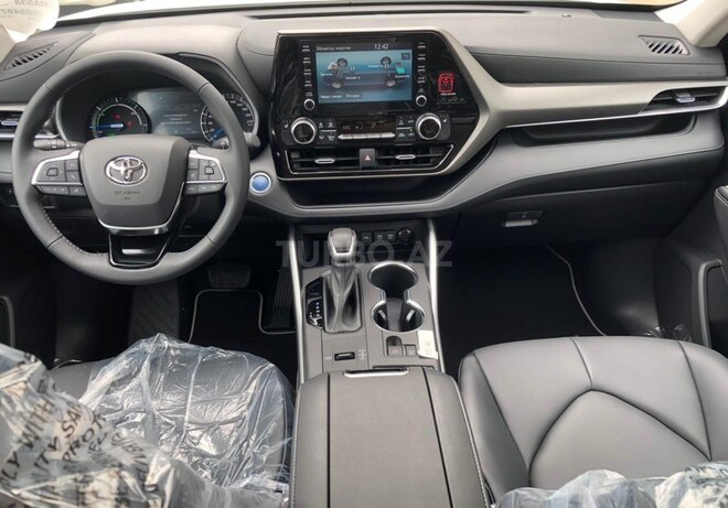 Toyota Highlander-13