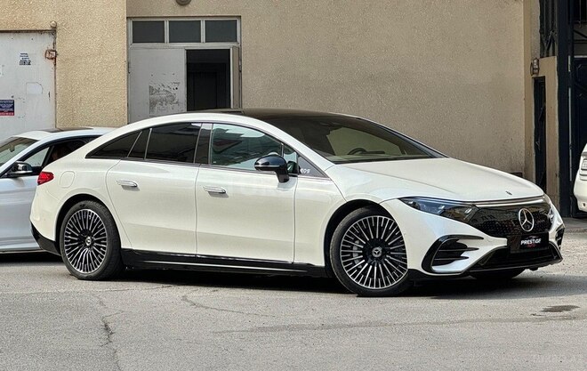 Mercedes EQS 450+-12