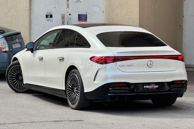 Mercedes EQS 450+-7