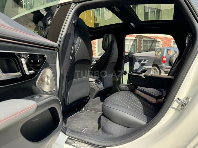 Mercedes EQS 450+-17