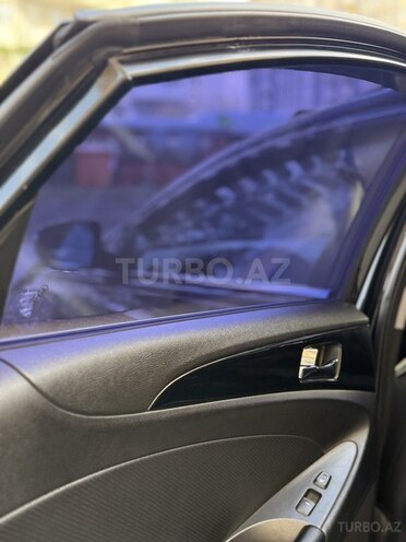 Hyundai Sonata-10