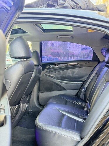 Hyundai Sonata-9