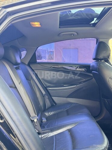 Hyundai Sonata-11