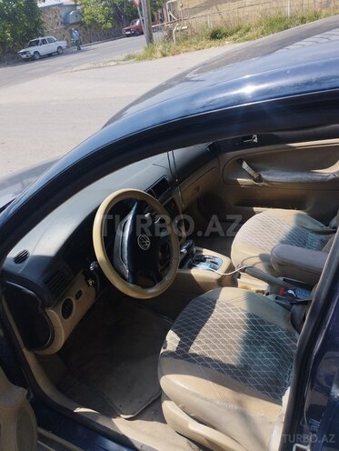 Volkswagen Passat 1999, 352,211 km - 1.8 л - Şamaxı