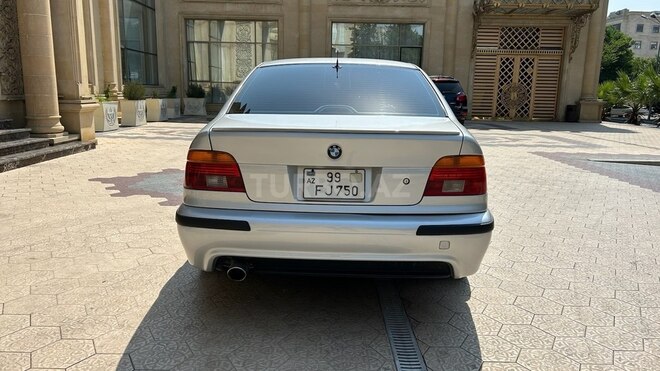 BMW 525 2002, 285,000 km - 2.5 l - Bakı