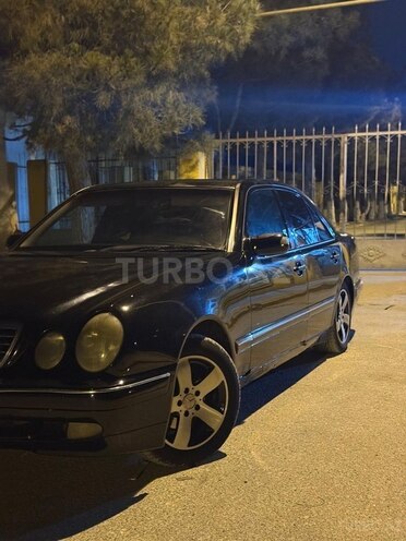 Mercedes E 220 d 2001, 350,000 km - 2.2 л - Bakı