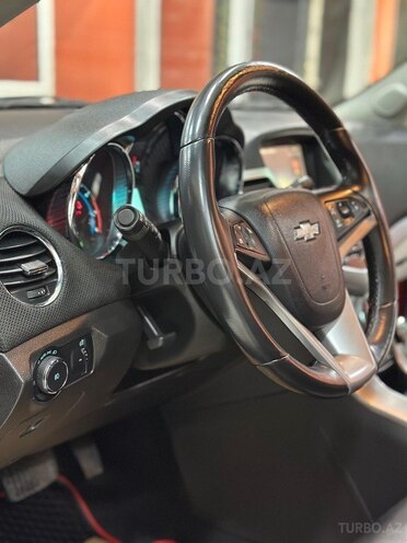 Chevrolet Cruze-11