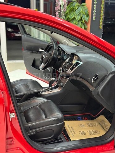 Chevrolet Cruze-14