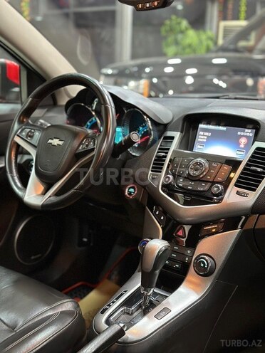 Chevrolet Cruze-19