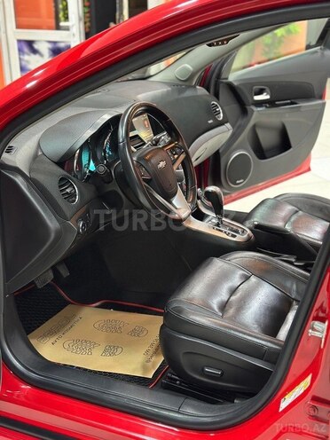 Chevrolet Cruze-10