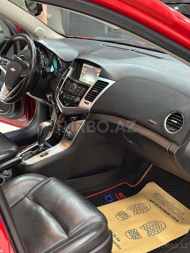 Chevrolet Cruze-15