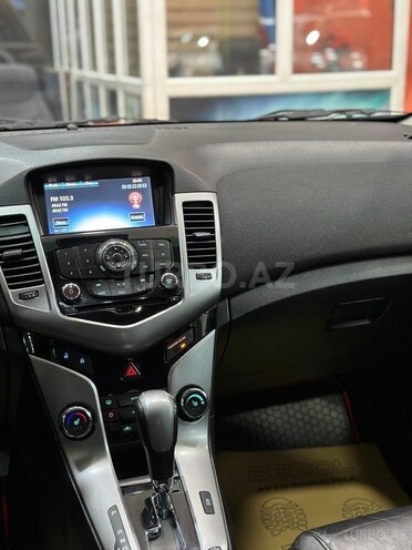 Chevrolet Cruze-21