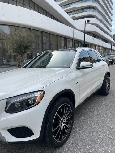 Mercedes GLC 300 4MATIC 2015, 204,387 km - 2.0 l - Bakı