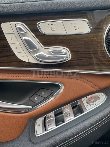 Mercedes GLC 300 4MATIC 2015, 204,387 km - 2.0 l - Bakı